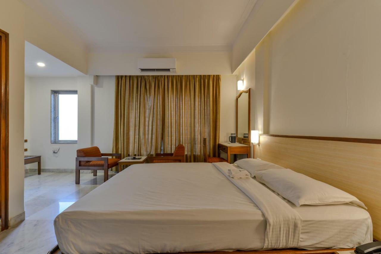 Hotel Ajanta Mumbai Luaran gambar